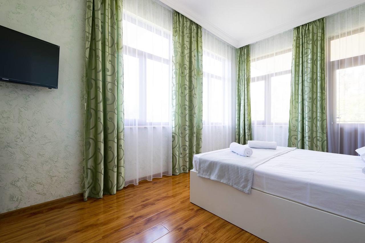Sunny Hotel Batumi Makhinjauri Zimmer foto
